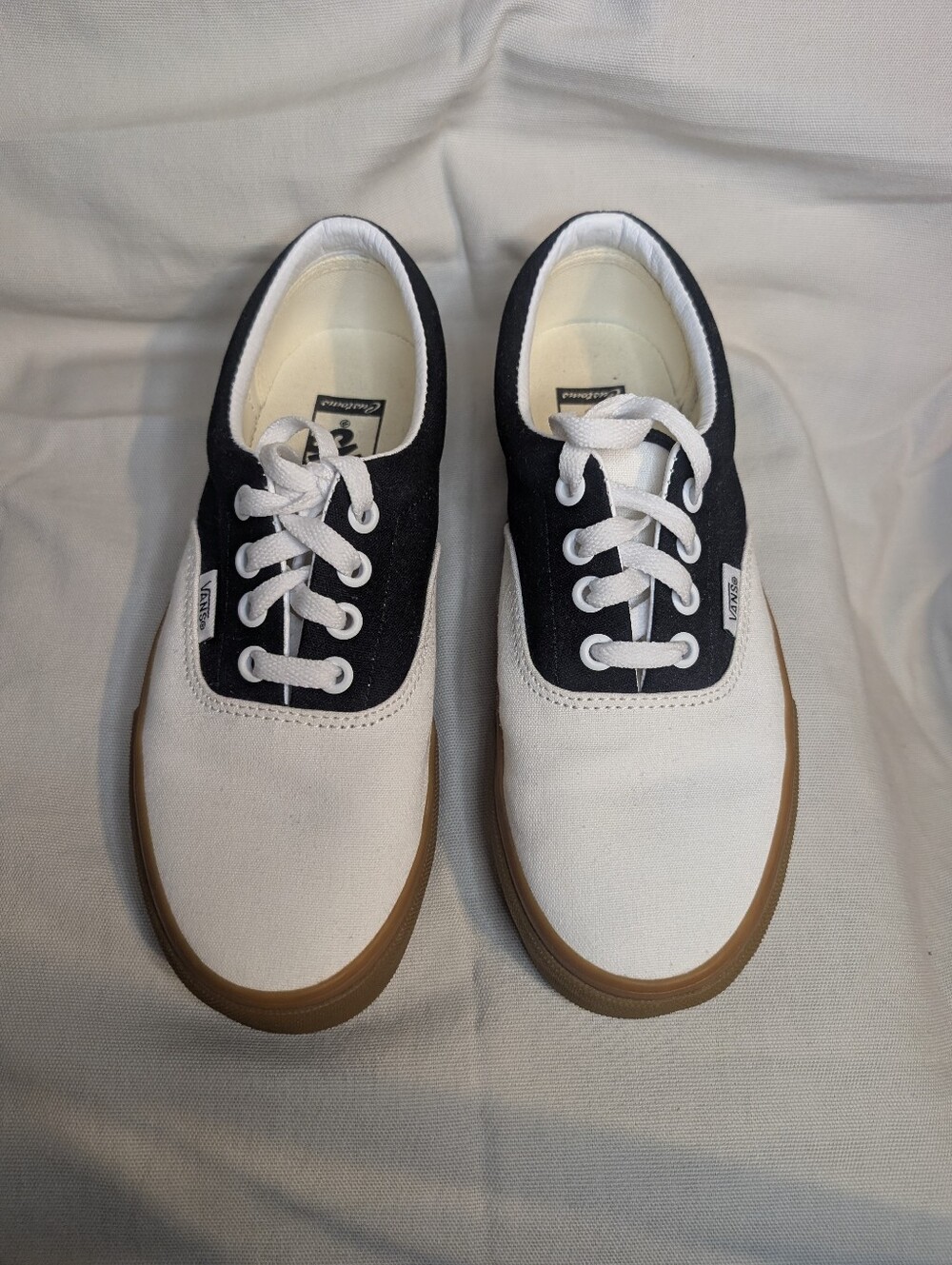Vans Custom Saddle Shoe White & Black